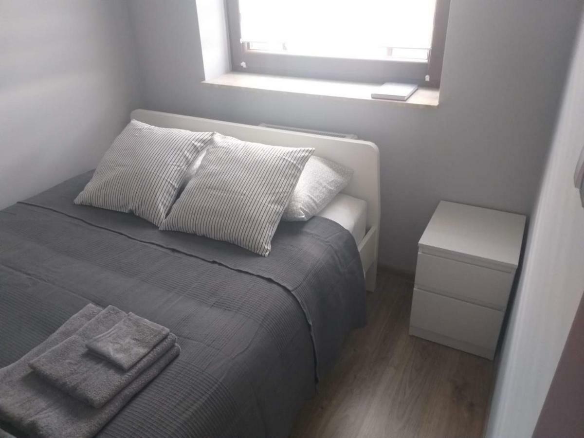 Apartament Fibra Crema รืบนิค ภายนอก รูปภาพ