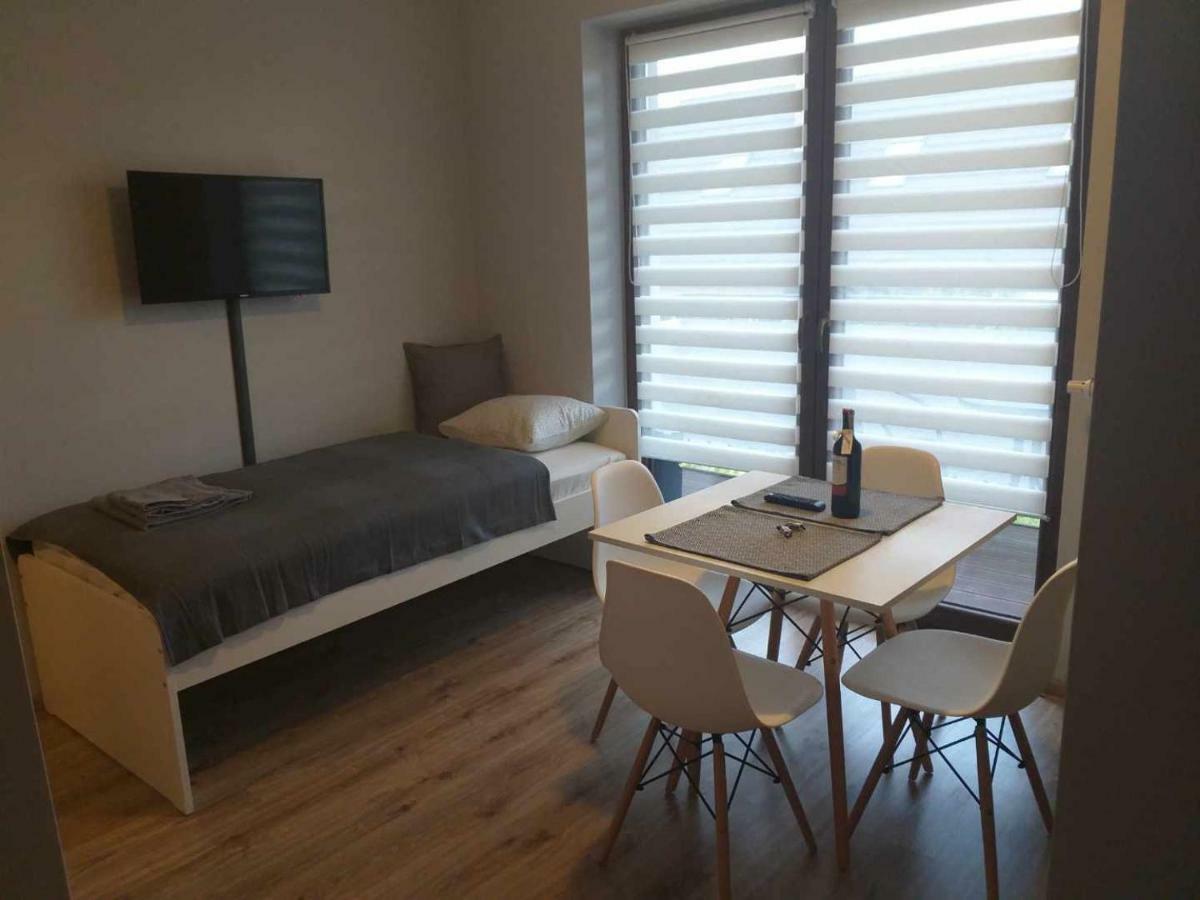 Apartament Fibra Crema รืบนิค ภายนอก รูปภาพ